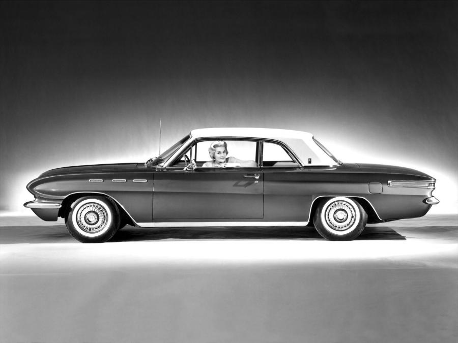  Buick Skylark Hardtop Coupe 1962 года  (фото 3 из 3)
